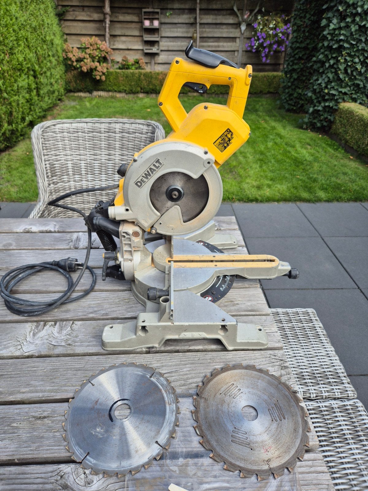 dewalt afkortzaag DW 777 qs, Ophalen, Gebruikt, Dewalt, Afkortzaag