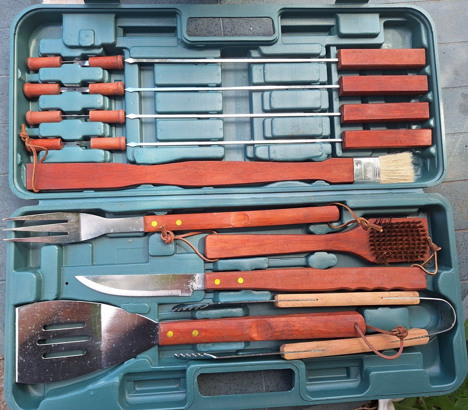 BBQ Koffer Set 50x24 cm - Complete Grillset, Ophalen, Gebruikt, Onbekend