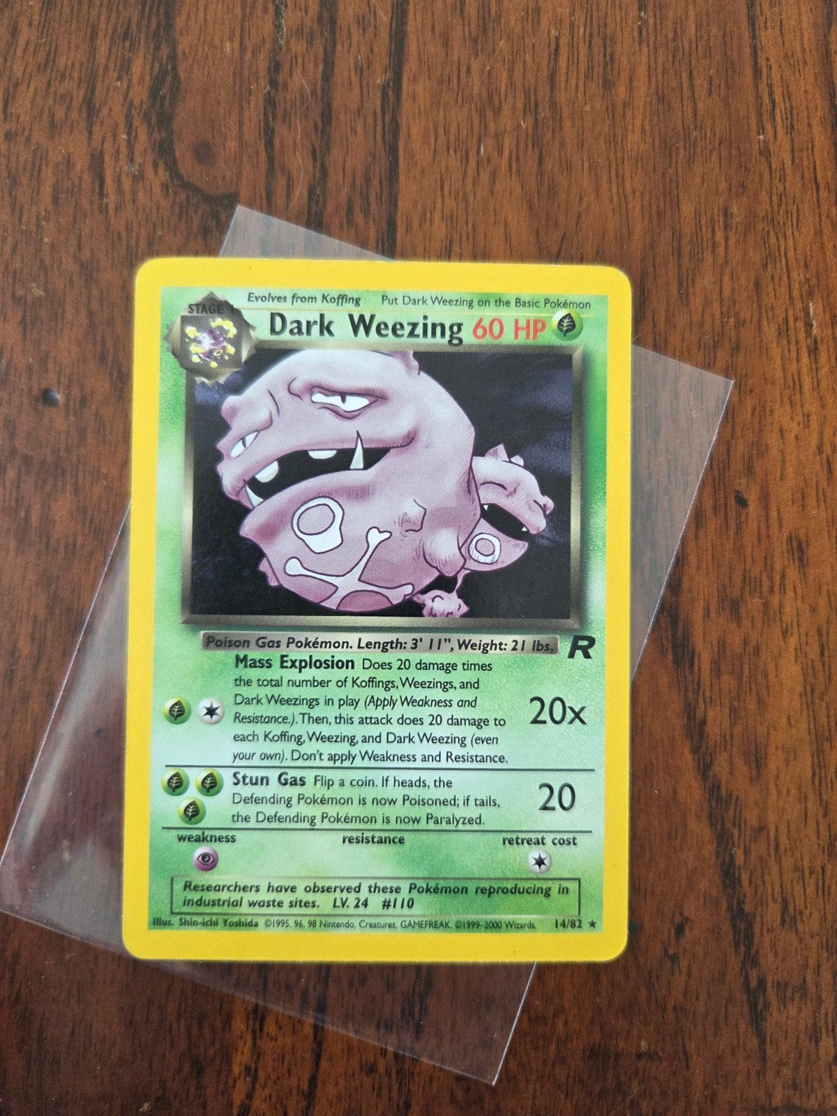 Dark Weezing Team Rocket 14 Holo, Ophalen of Verzenden, Gebruikt