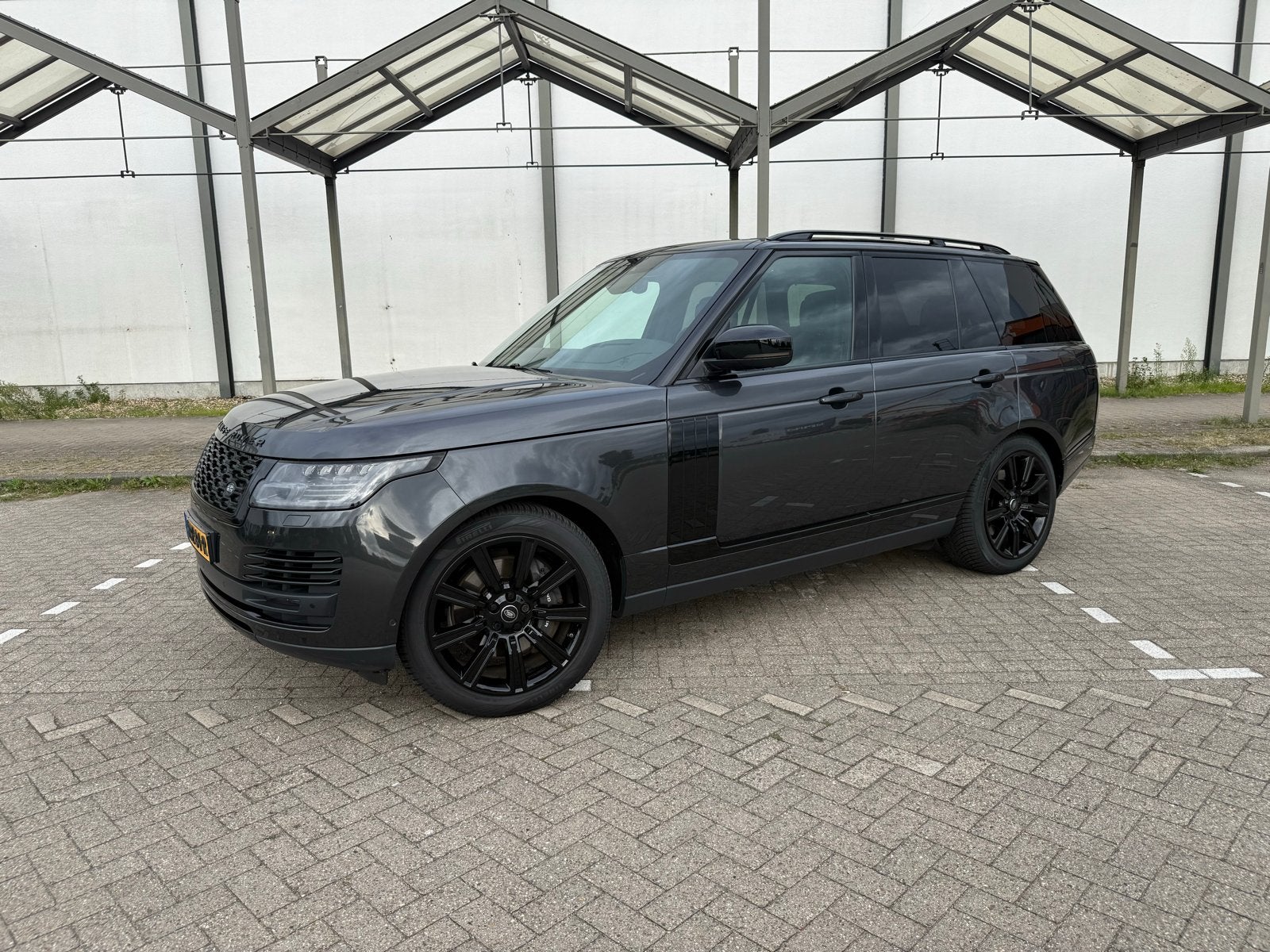 Range Rover P400e Autobiography Executive Class 4x hotstone, Auto's, Automaat, 4 cilinders, 2500 kg, Vierwielaandrijving