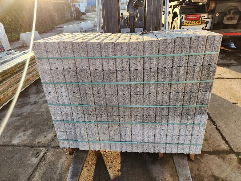 213 - Grindbeton lijmblokken BIA 100/198 + 120/198, Ophalen, Nieuw, Beton