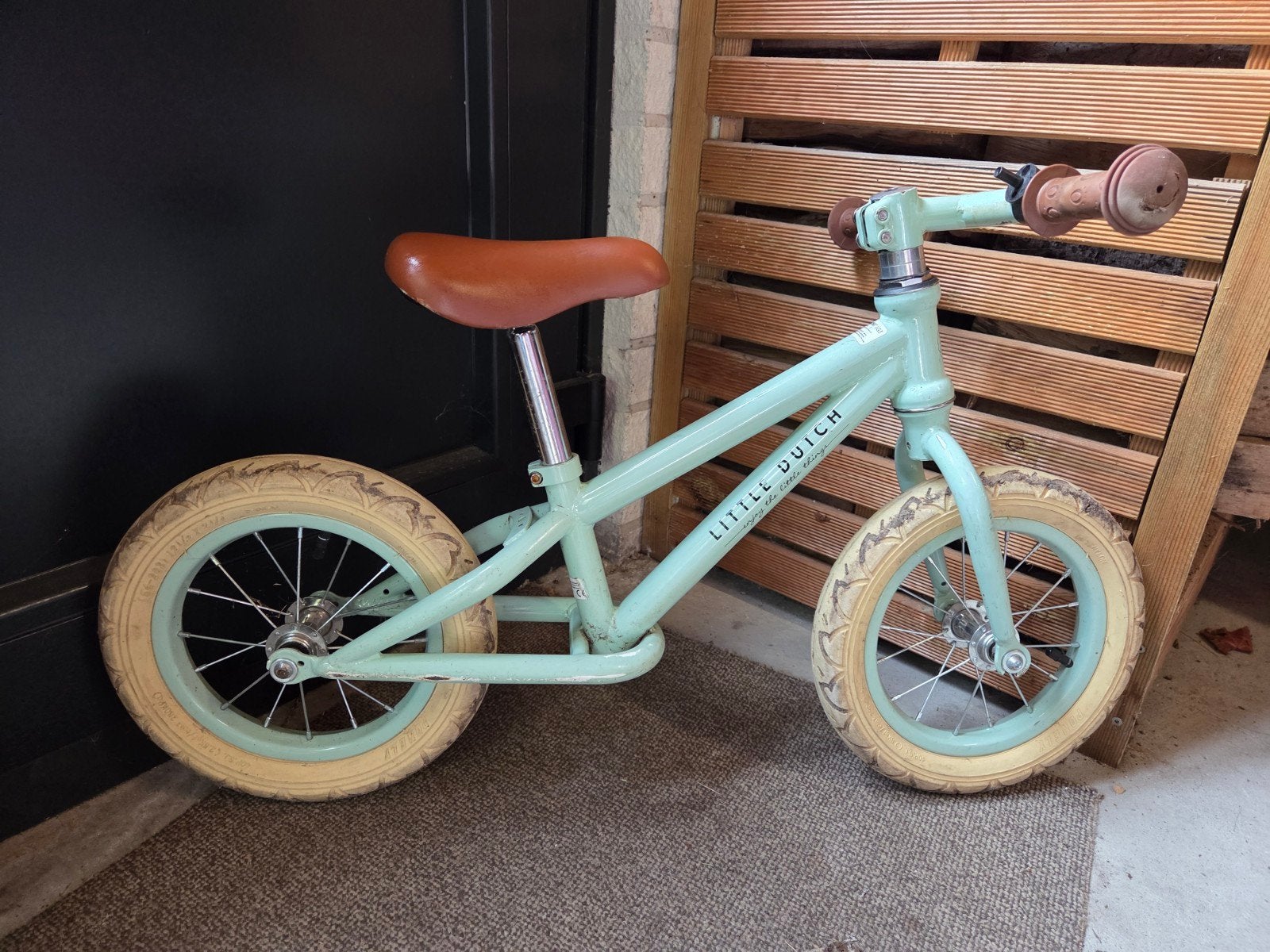 Foto 8 van Little Dutch loopfiets - Mintgroen