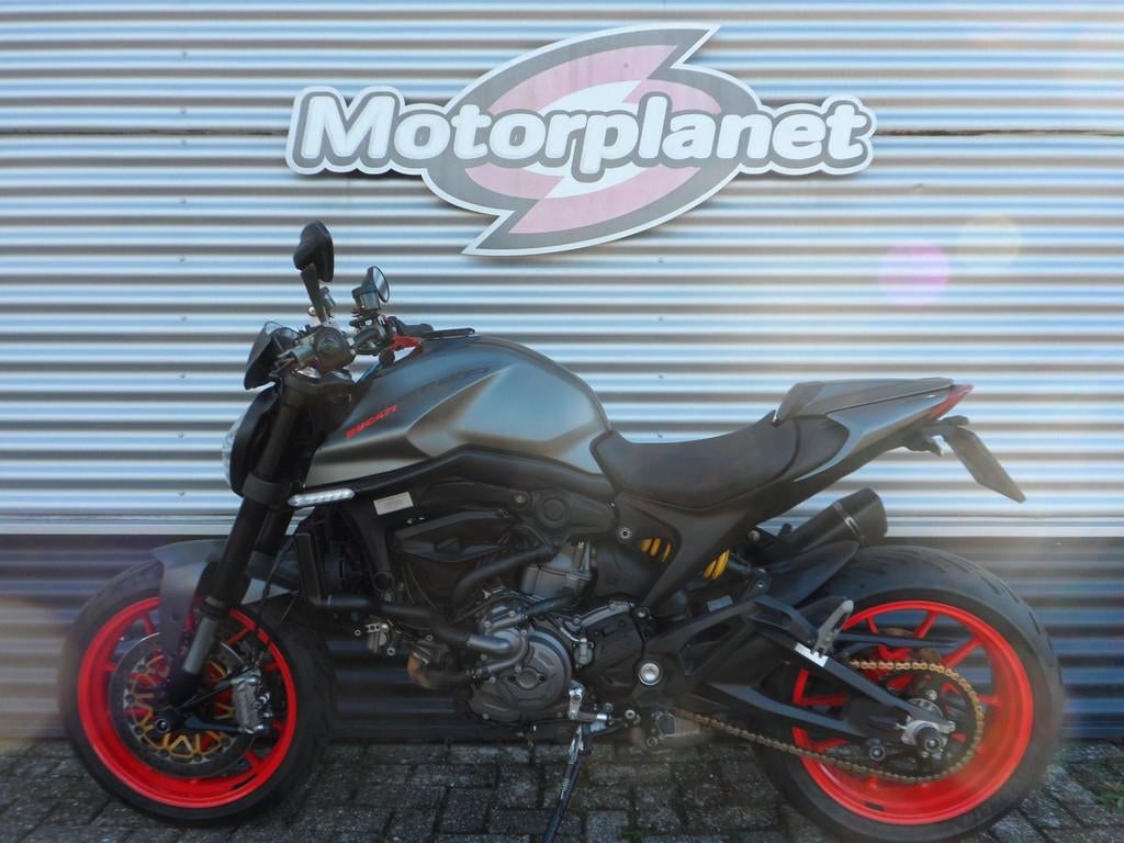 DUCATI MONSTER / MONSTER + - 2021, Motoren, Motoren | Ducati, Bedrijf, Meer dan 35 kW, 937 cc, Naked bike