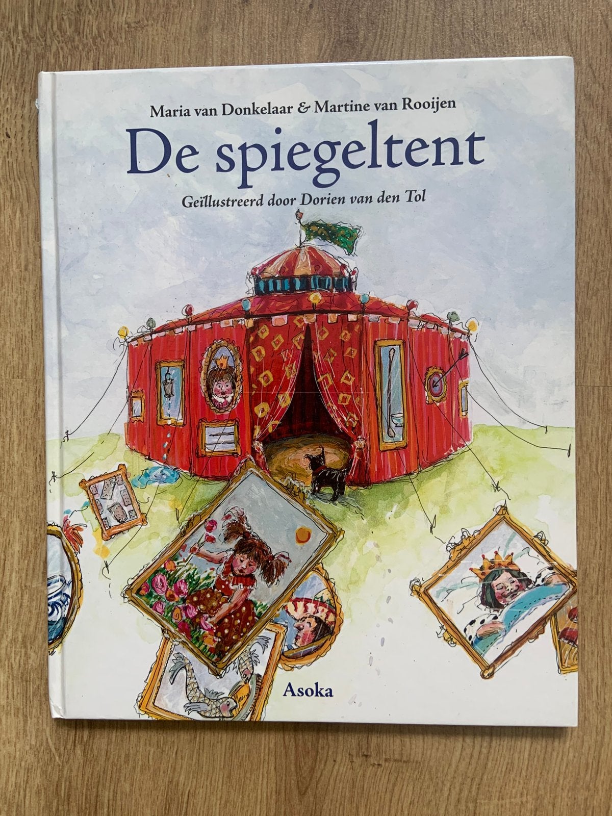 Maria van Donkelaar - De spiegeltent, Maria van Donkelaar; Martine van Rooijen, Fictie algemeen, Ophalen of Verzenden, Zo goed als nieuw