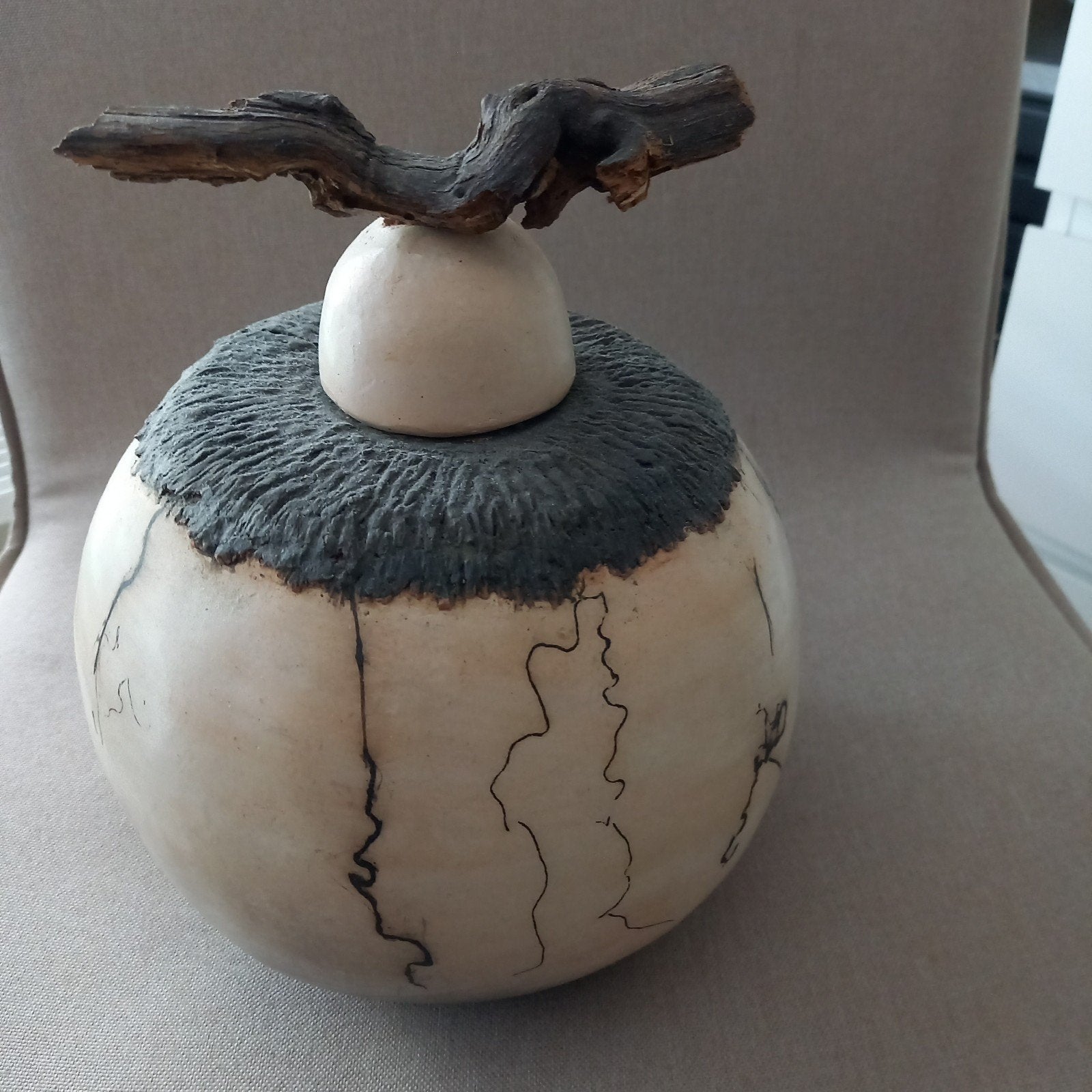 Unieke raku gestookte vaas met deksel, Ophalen, Meerkleurig, Object, Handgemaakt