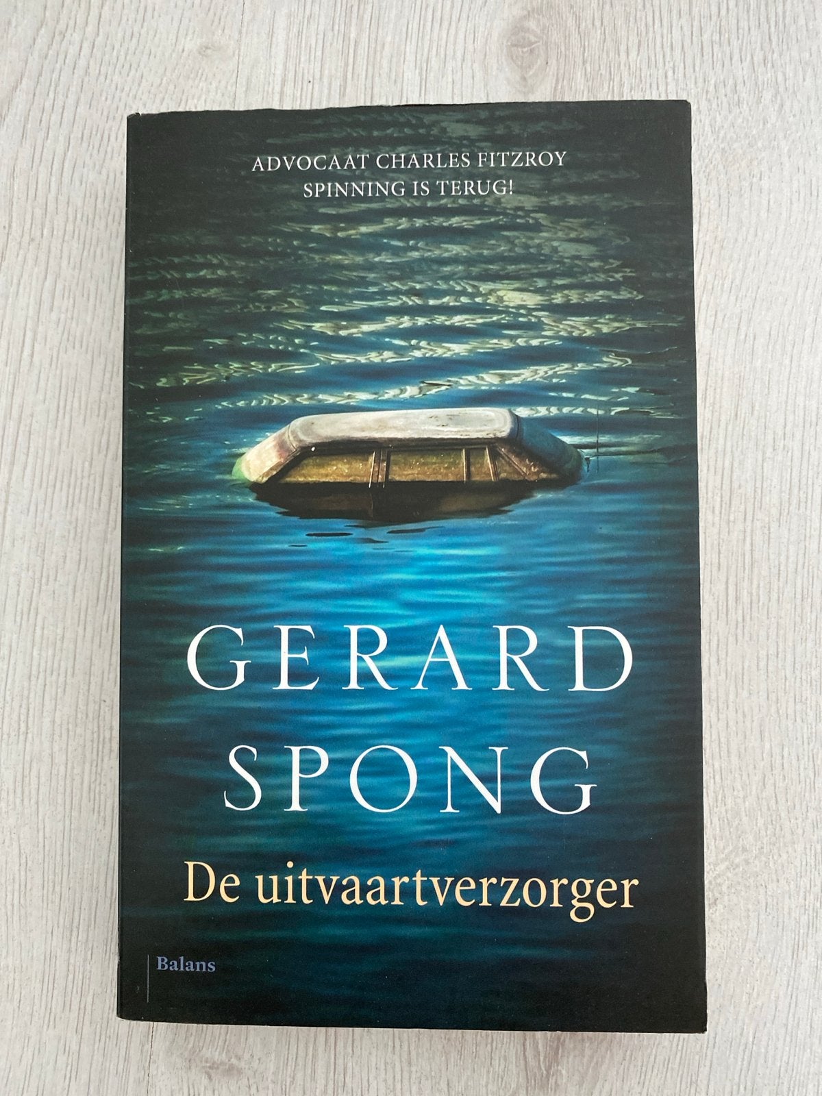 Gerard Spong - De uitvaartverzorger, Ophalen of Verzenden, Zo goed als nieuw