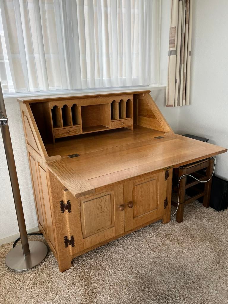 Bureau, Ophalen, Zo goed als nieuw