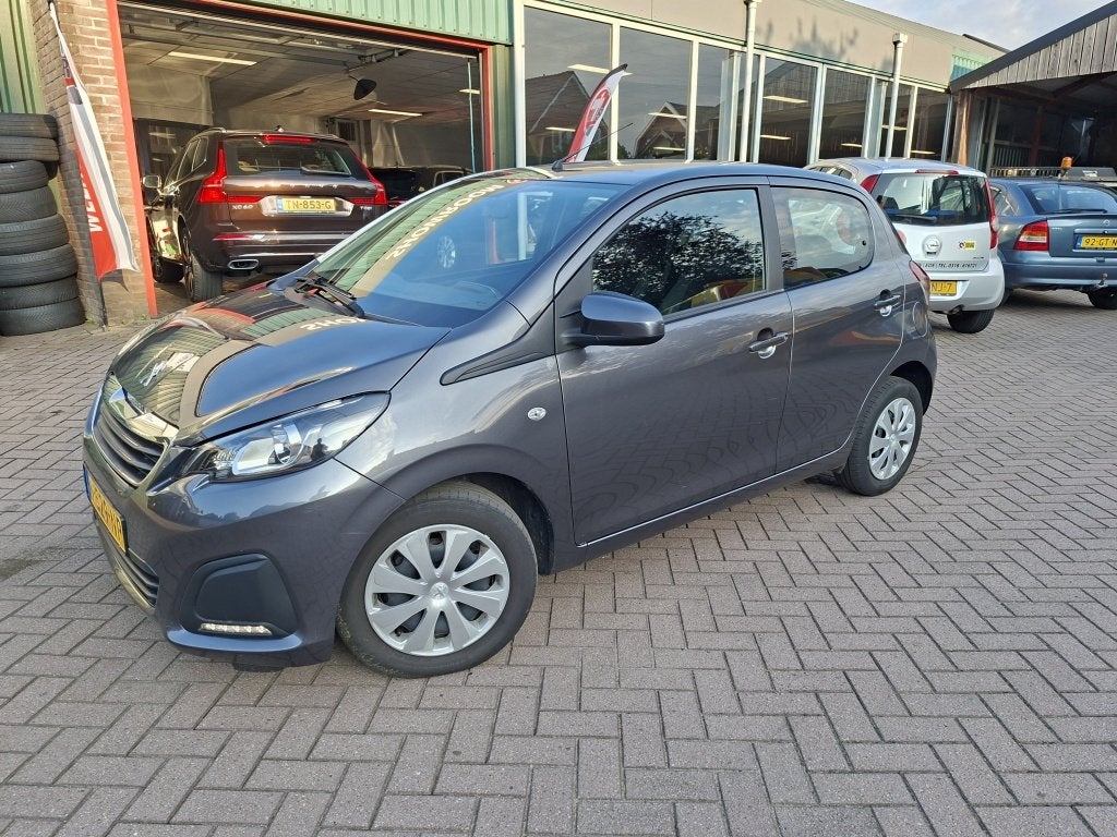 Peugeot 108 1.0 e-VTi AIRCO/ BL TOOTH (bj 2022), Auto's, Voorwielaandrijving, Gebruikt, Euro 6, 4 stoelen