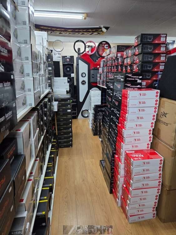Lakro Audio - CARHIFI - volste winkel van NL, Auto diversen, Lakro, Ophalen of Verzenden, Voorthuizerstraat 144 3881sl putten
