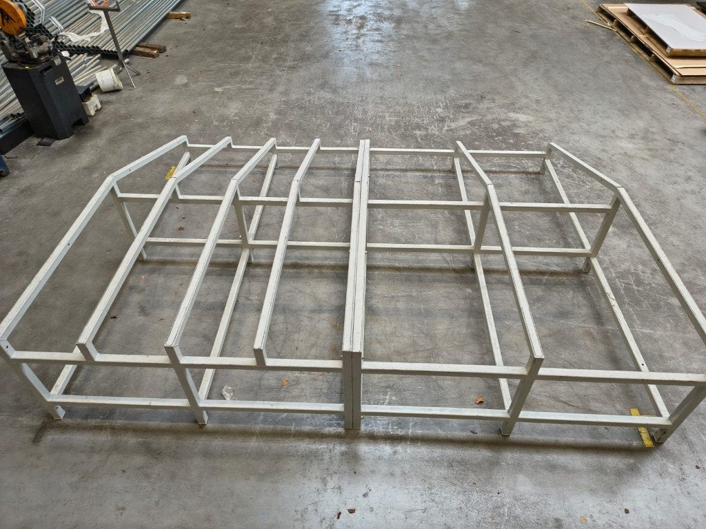 Metalen ramp / hellingbaan / oprijconstructie – 380x300x82cm, Ophalen, Gebruikt, Overige metalen