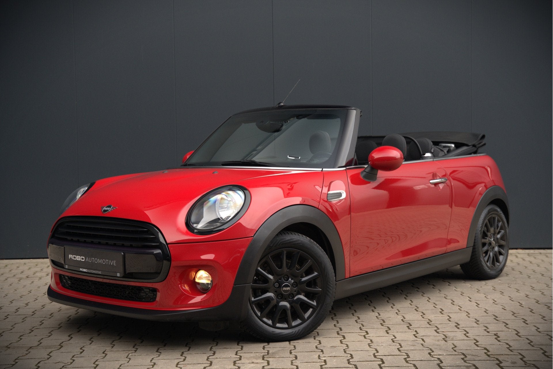 MINI Cabrio