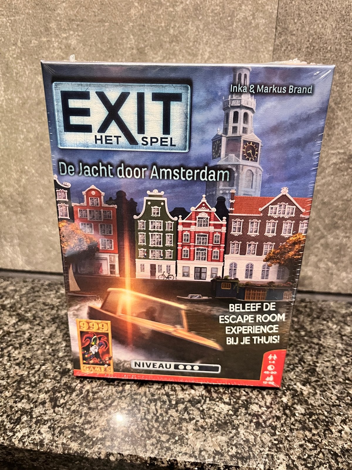 EXIT Het Spel: De Jacht door Amsterdam (Nieuw), Een of twee spelers, Ophalen of Verzenden, Nieuw