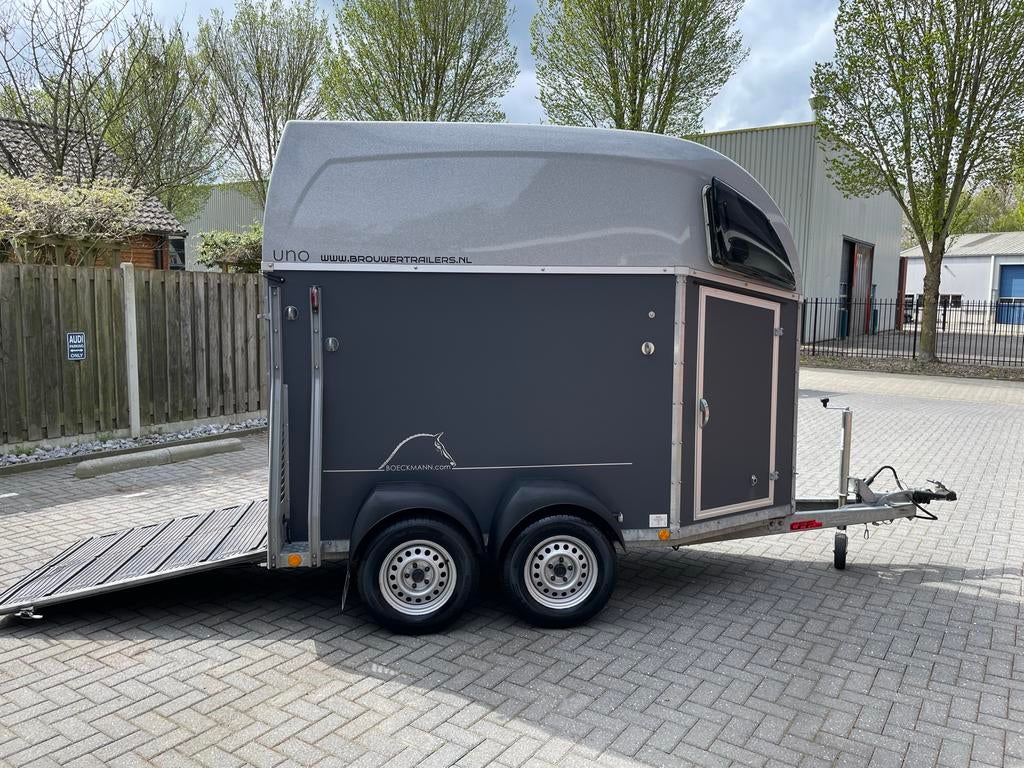 Prachtige 1 1/2 paards bockmann uno paardentrailer, Dieren en Toebehoren, Paarden en Pony's | Trailers en Aanhangwagens, Ophalen