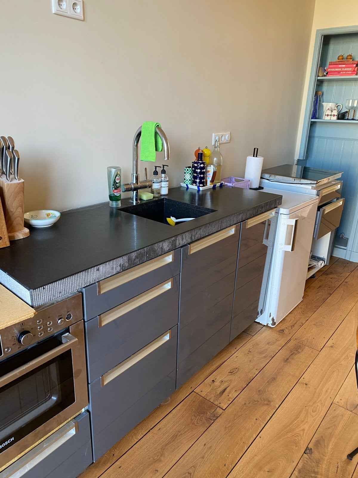 GRATS Complete keuken met vaatwasser, oven en kookplaat, Witgoed en Apparatuur, Ophalen, Gebruikt, Hete lucht, 60 cm of meer