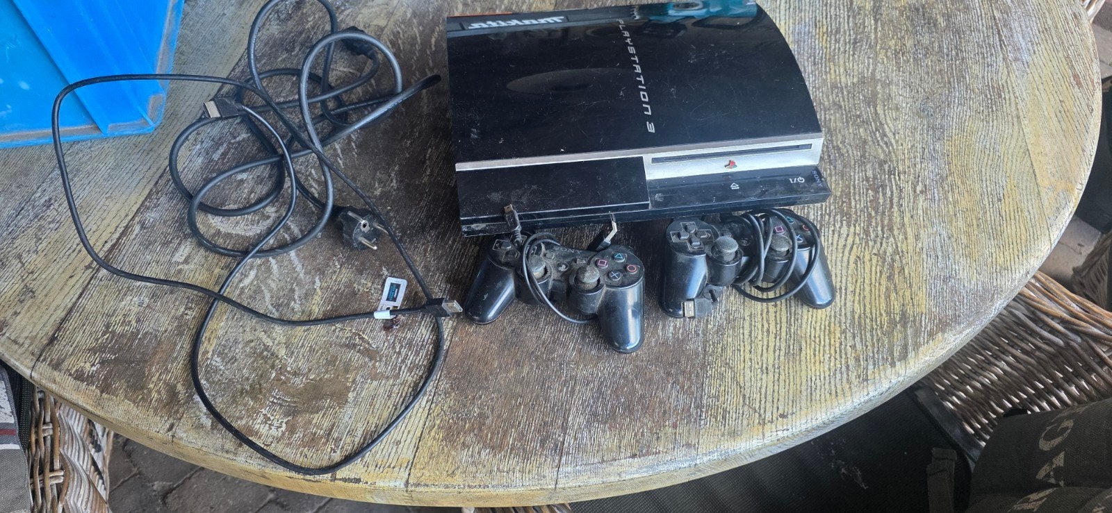 PlayStation 3 met 2 controllers en kabels, Gebruikt, Met 2 controllers, Ophalen of Verzenden, 120 GB