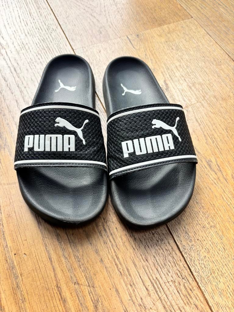 Puma slippers maat 32, Ophalen of Verzenden, Gebruikt, Overige typen