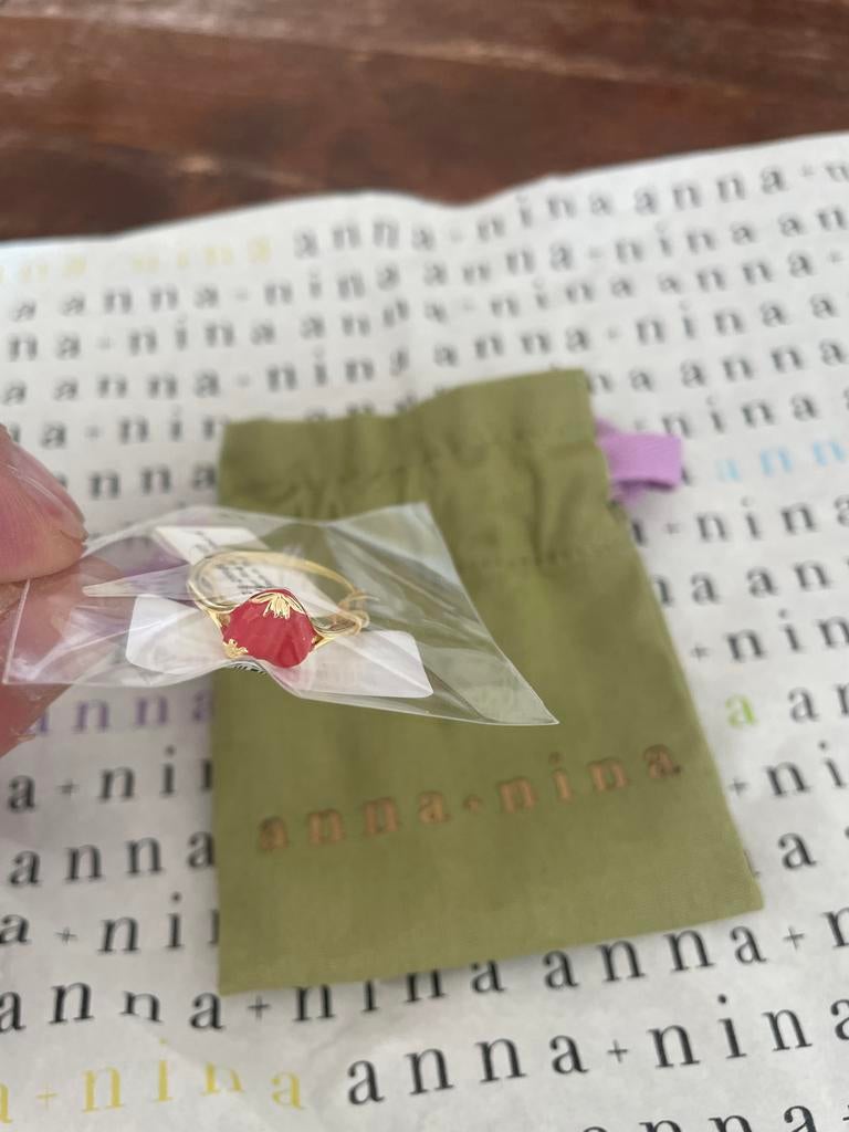 Anna + Nina Mon Coeur ring verguld met rood hartje, 18 tot 19, Nieuw, Ophalen of Verzenden, Dame
