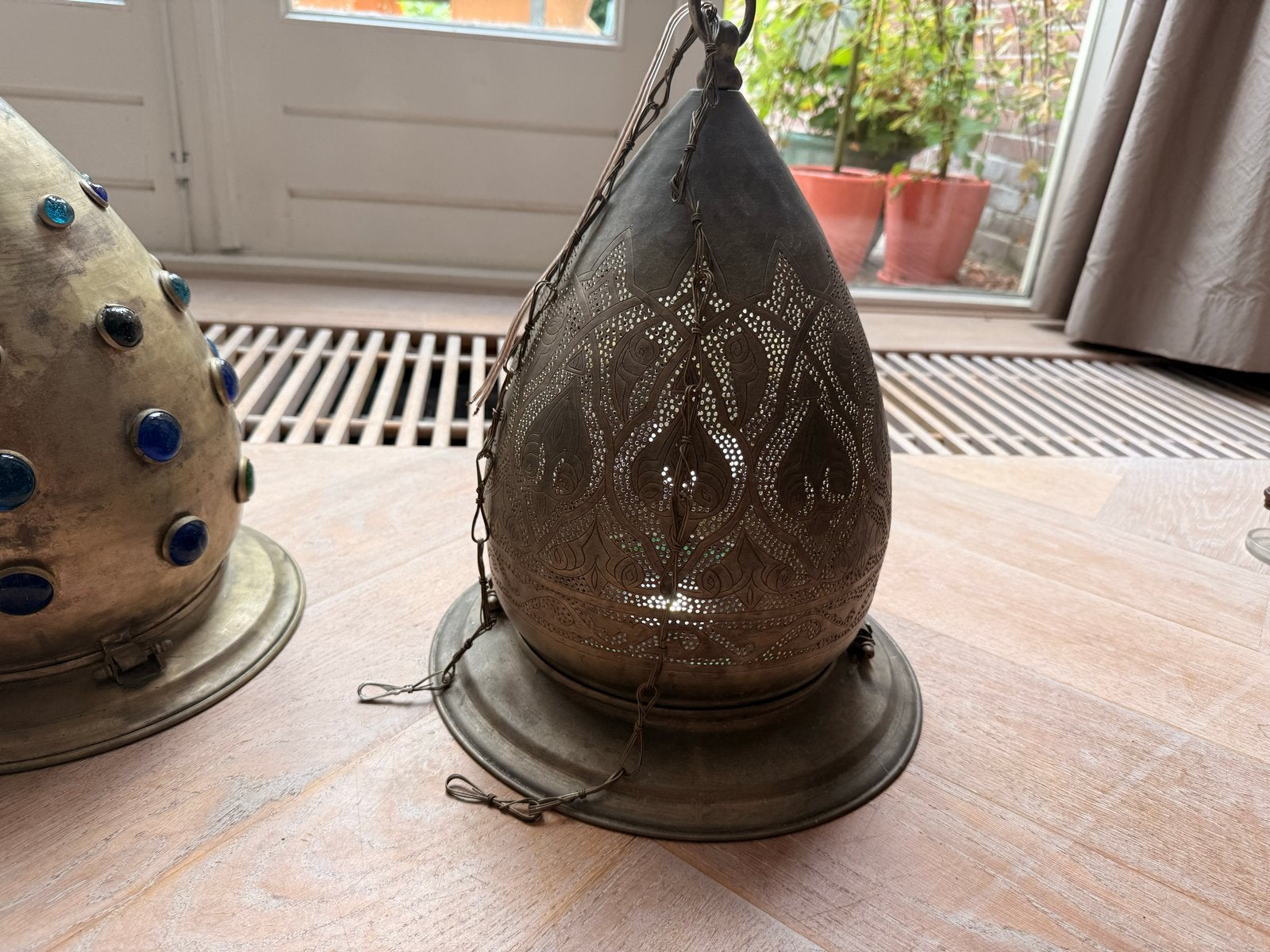 Handgemaakte Messing Hanglampen met Stenen en Graveringen, Ophalen