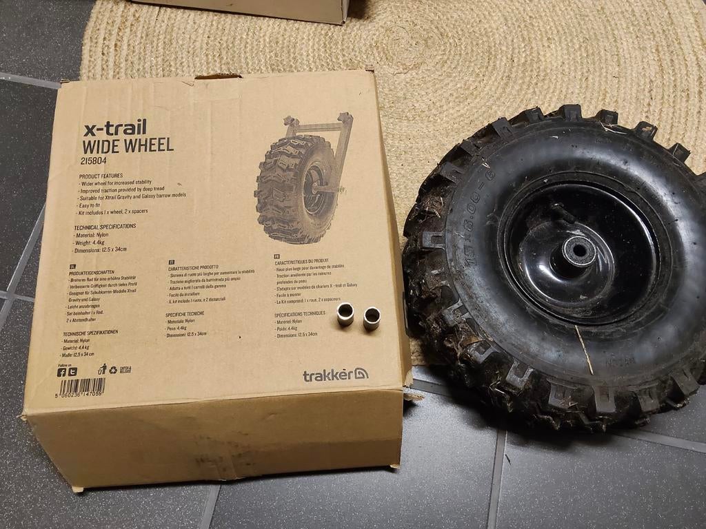 Trakker Barrow wiel, trakker, karpervissen, Watersport en Boten, Hengelsport | Karpervissen, Ophalen of Verzenden, Zo goed als nieuw