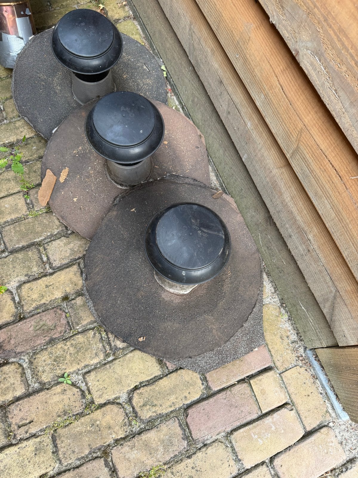 Dakdoorvoer voor ventilatie of afvoer - 3 stuks, Doe-het-zelf en Verbouw, Dakpannen en Dakbedekking, Ophalen, Kunststof, Gebruikt