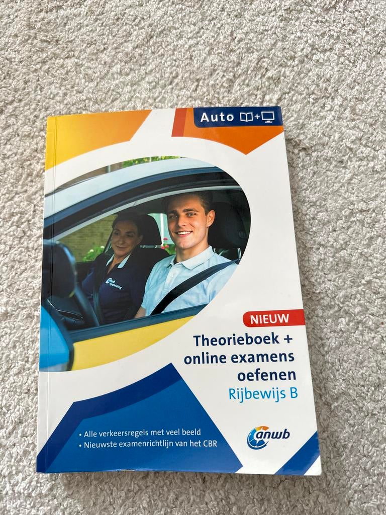 ANWB Theorieboek Rijbewijs B - Auto + online oefenen, Boeken, Studieboeken en Cursussen, Ophalen of Verzenden, Gelezen, Niet van toepassing
