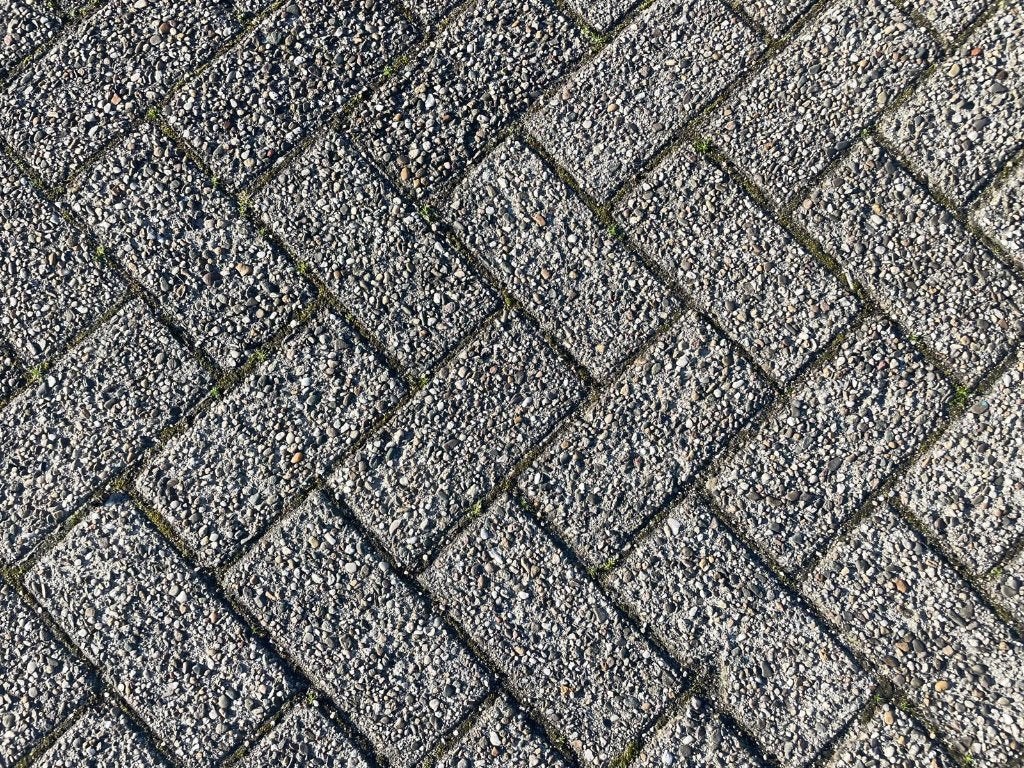 Diverse gebruikte Betonklinkers, Grijs, Grof en Nette BKK, Tuin en Terras, Gebruikt, Klinkers, Ophalen of Verzenden, 10 m² of meer