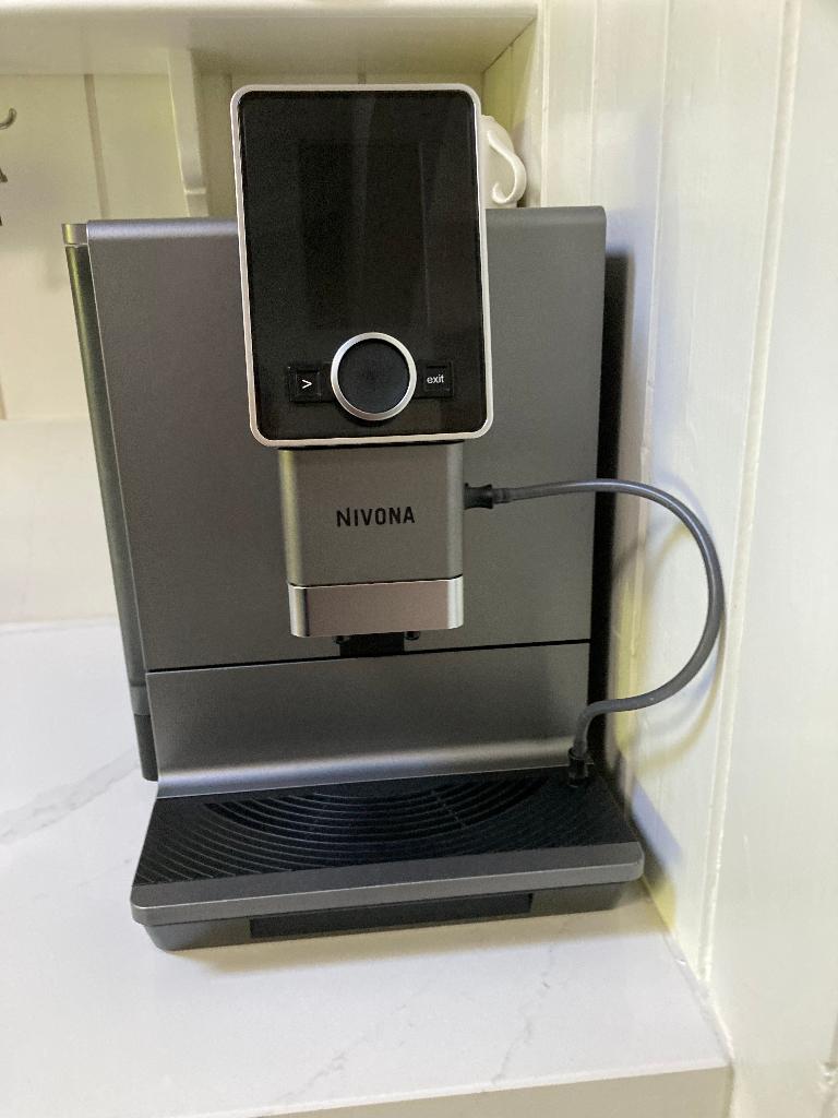 Nivona Romantica 930 espressomachine, Ophalen, Afneembaar waterreservoir, Koffiemachine, Zo goed als nieuw