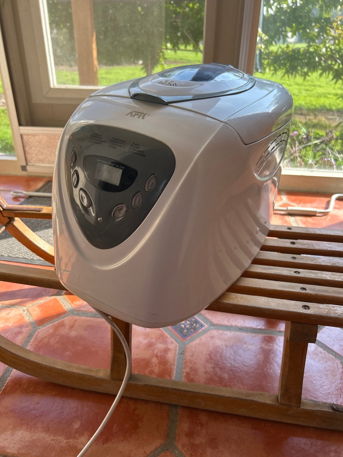 Nieuwe AFK Broodbakmachine - Ongebruikt, 800 tot 1200 gram deeg, Nieuw, Kijkvenster, Ophalen