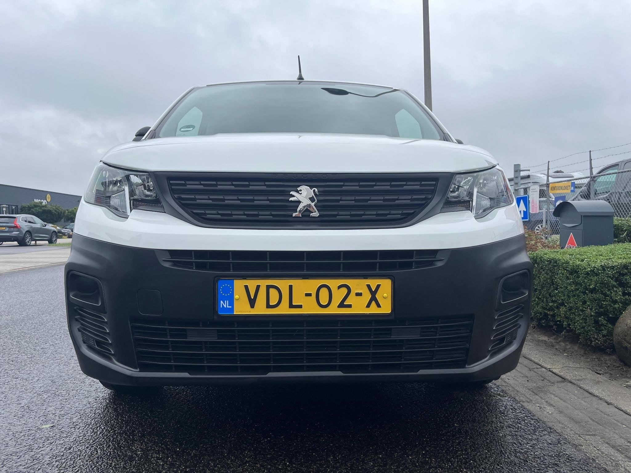 Peugeot Partner 1.5 BlueHDI Pro | Elek. Ramen | Bluetooth |, Voorwielaandrijving, Stof, Gebruikt, Origineel Nederlands