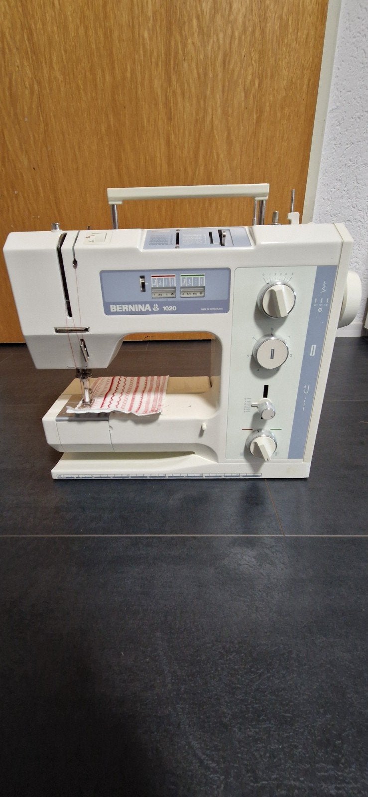 Bernina 1020 Naaimachine - Betrouwbaar en Compleet, Ophalen of Verzenden, Gebruikt, Naaimachine, Bernina