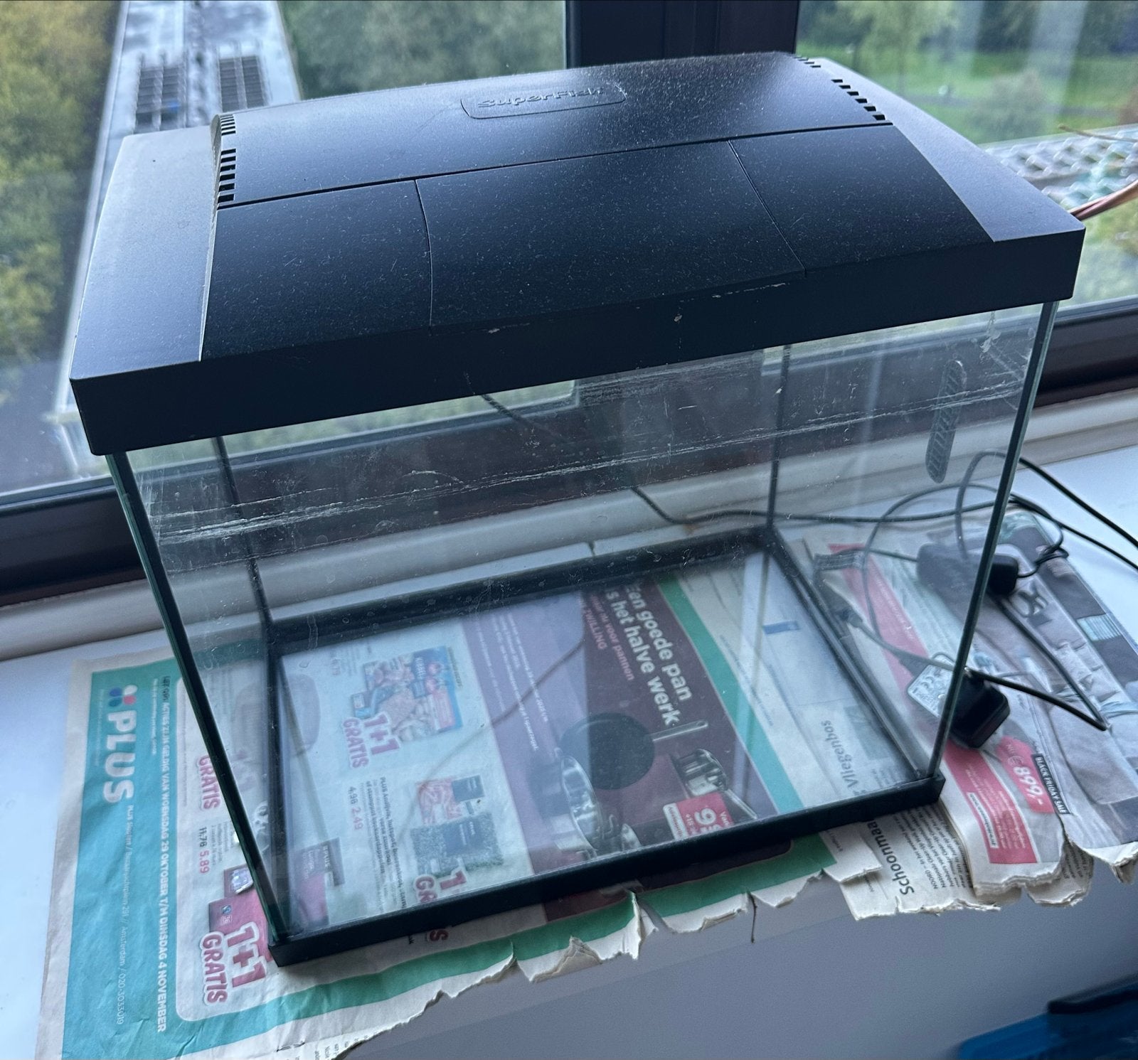 SuperFish Aquarium 25L Zwart, Ophalen of Verzenden, Zo goed als nieuw, Superfish, Inclusief deksel