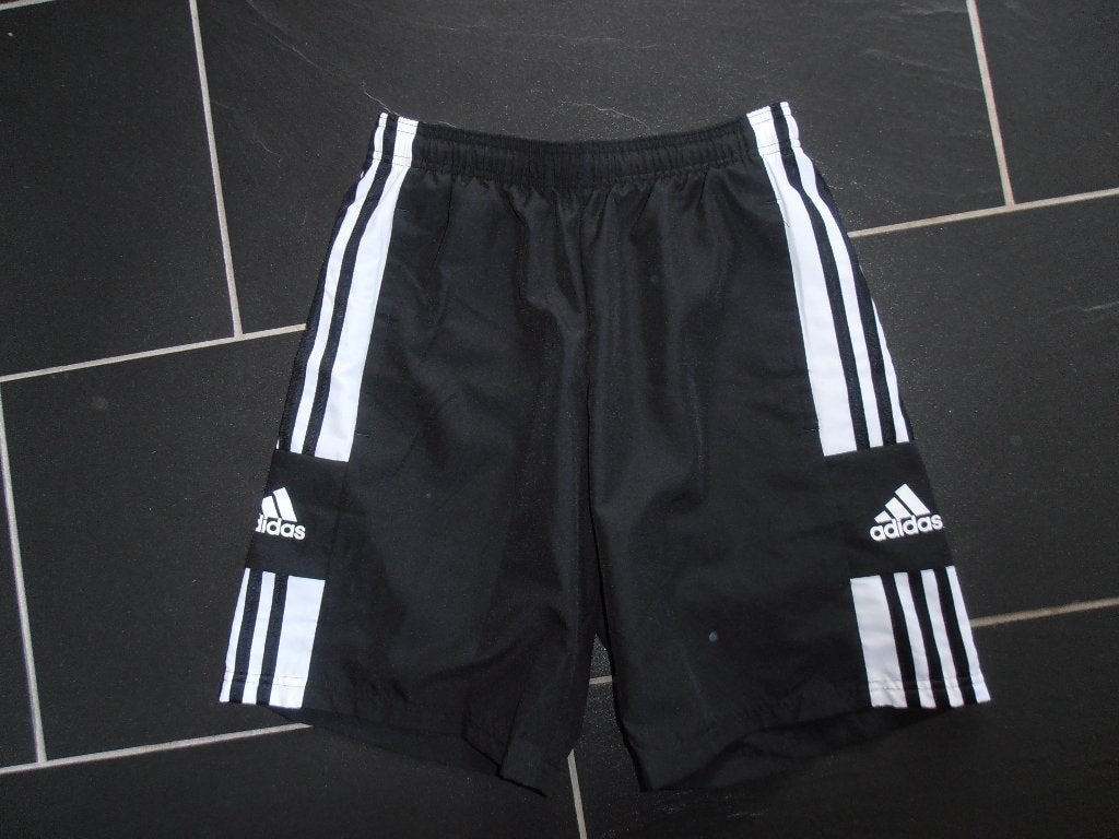 korte sportbroek maat S Adidas, Zwart, Overige typen, Nieuw, Ophalen of Verzenden