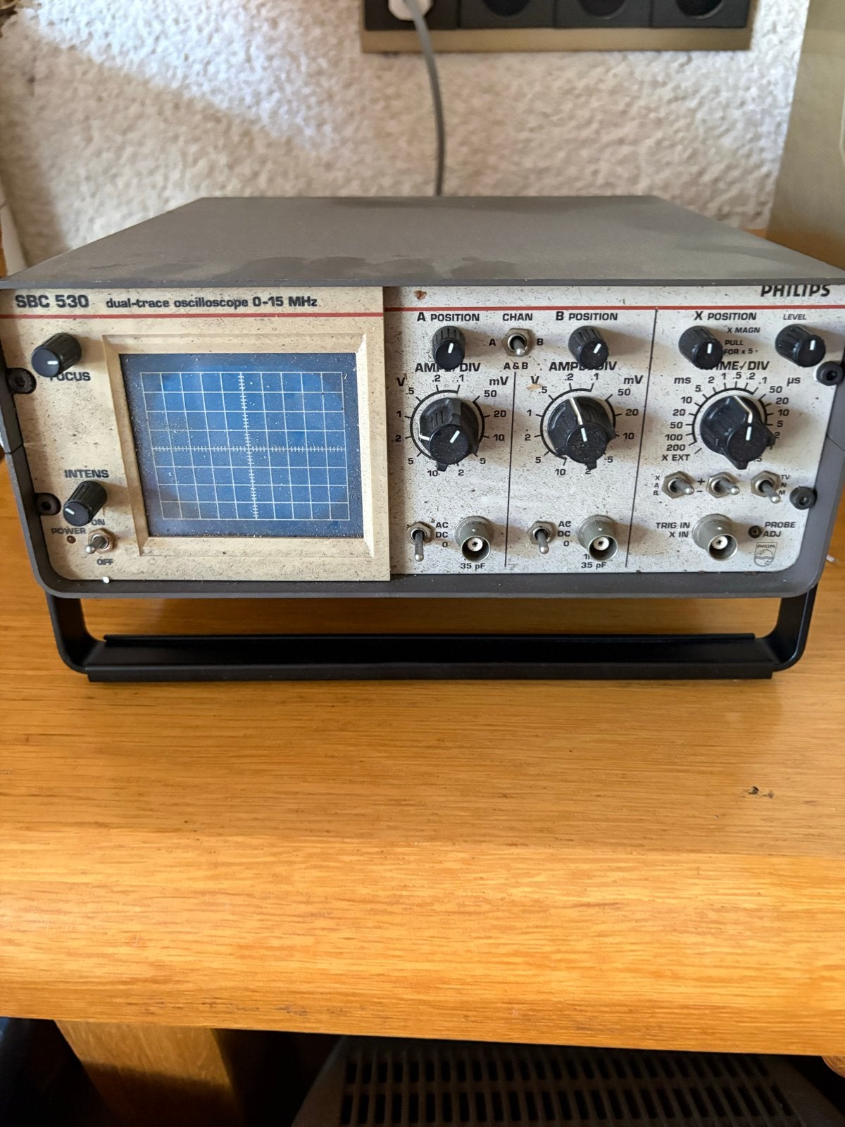 Philips SBC 530 Dual-Trace Oscilloscoop 0-15 MHz, Ophalen of Verzenden
