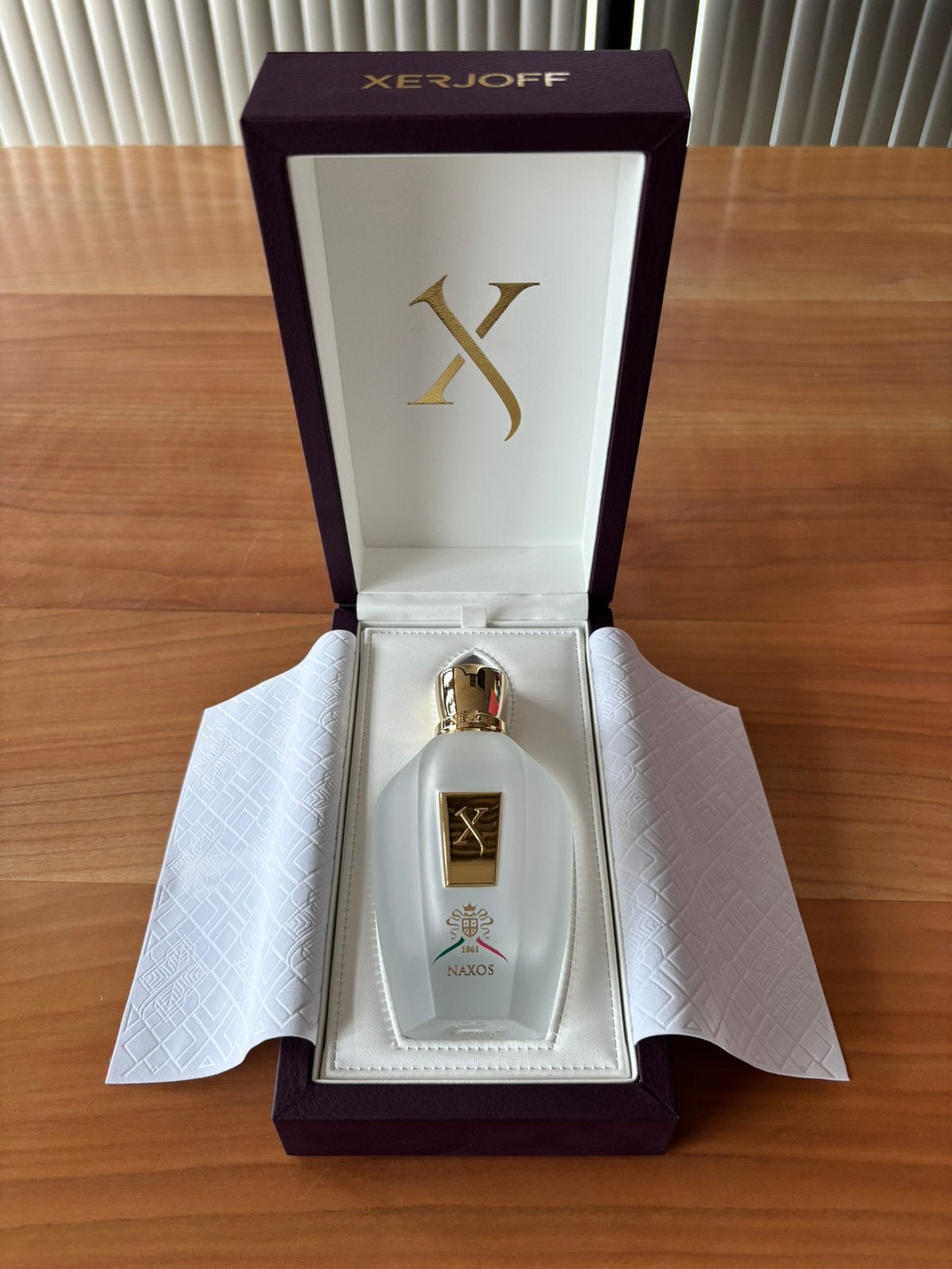 Xerjoff Naxos leeg parfumflesje, Sieraden, Tassen en Uiterlijk, Verzenden, Gebruikt