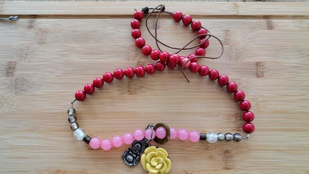 Prachtig Faux Parelsnoer met Buddha Design Pendant, Ophalen of Verzenden, Zo goed als nieuw