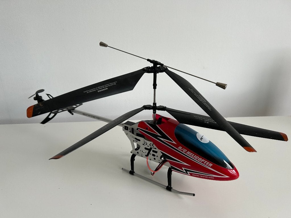 RC helicopter rc modelbouw, Hobby en Vrije tijd, Modelbouw | Radiografisch | Helikopters en Quadcopters, Ophalen of Verzenden