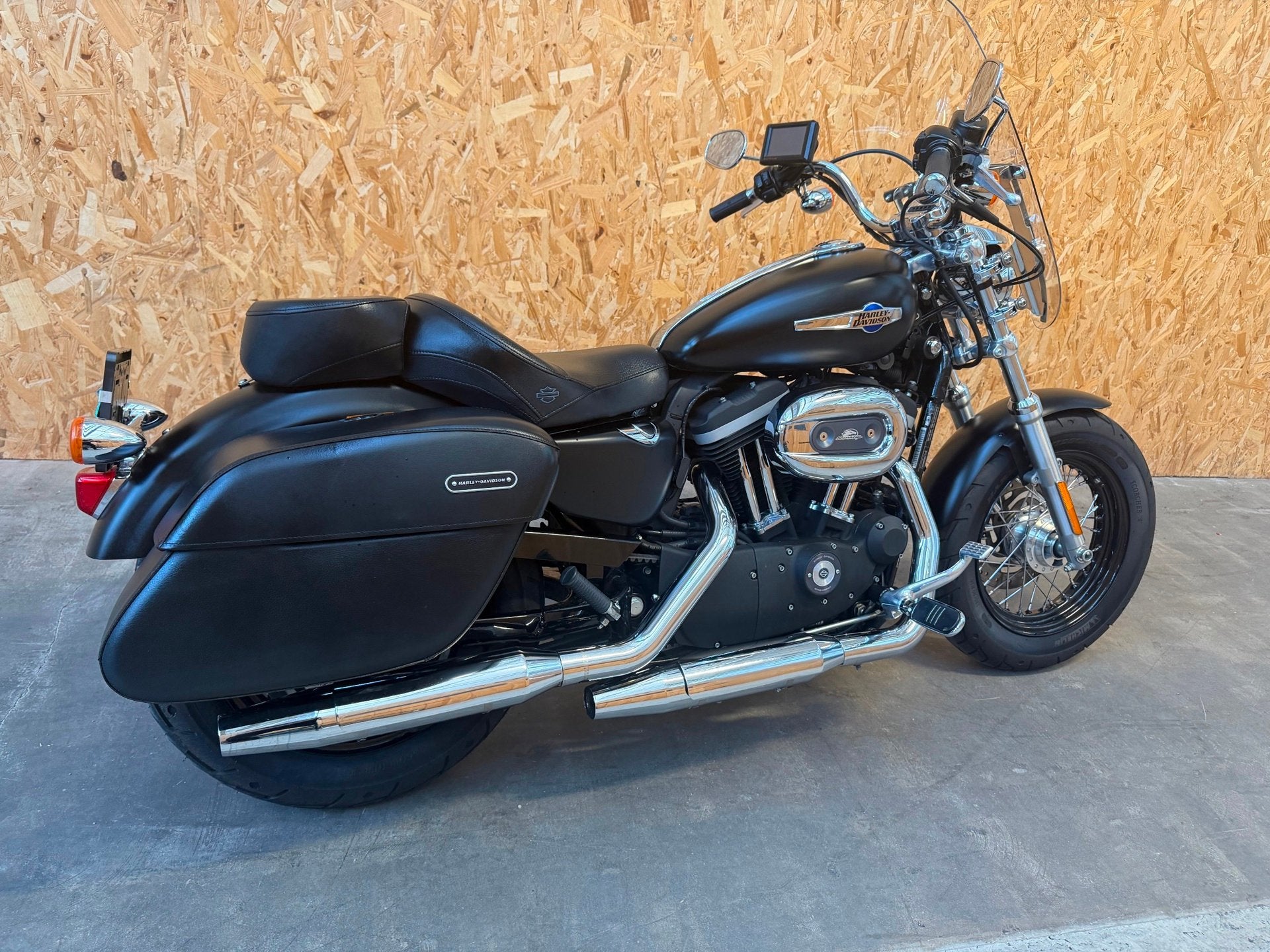 Harley Davidson Sportster 1200 Custom limited nieuwstaat, Chopper, Bedrijf, 1202 cc, Meer dan 35 kW