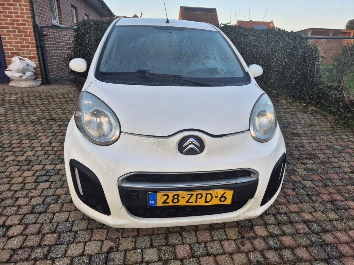 Citroën C1 1.0i 68PK 5D 2013 Wit, Voorwielaandrijving, 4 stoelen, C1, Origineel Nederlands