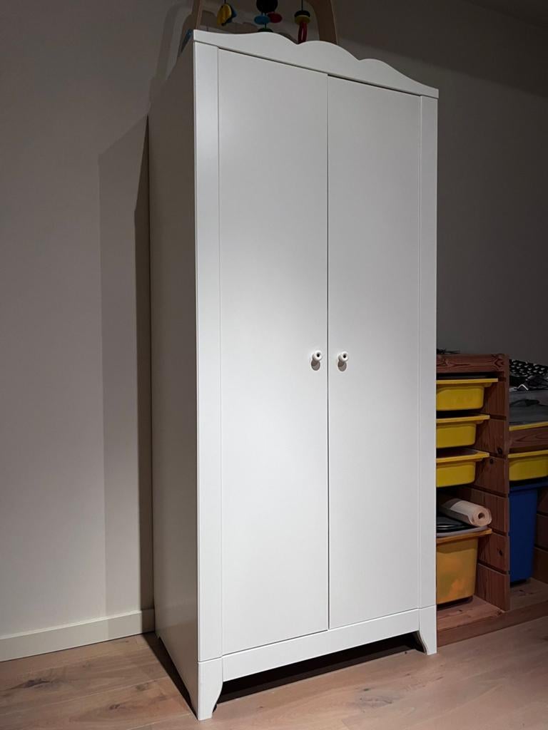 Kinderkamer (bed, boekkast en kledingkast), Ophalen, Zo goed als nieuw, Jongetje of Meisje