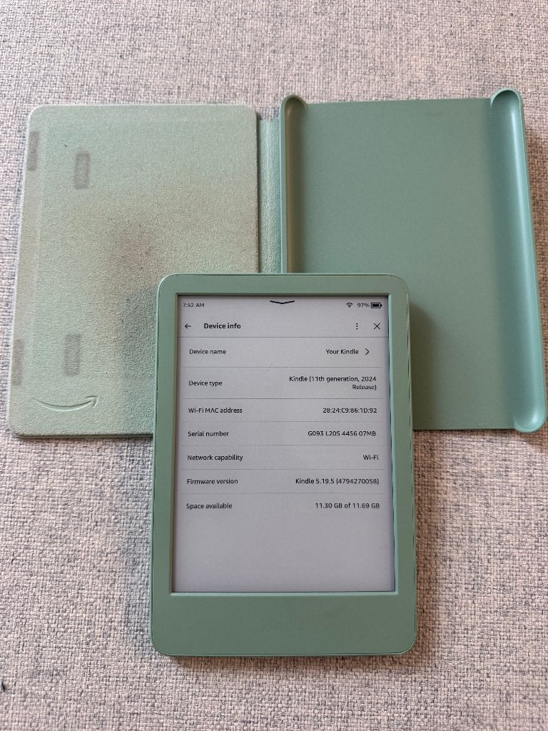 E-Reader Amazon Kindle 11.gen 16GB Green2024 Release + Cover, Gebruikt, 6 inch of minder, Amazon Kindle, Ophalen of Verzenden