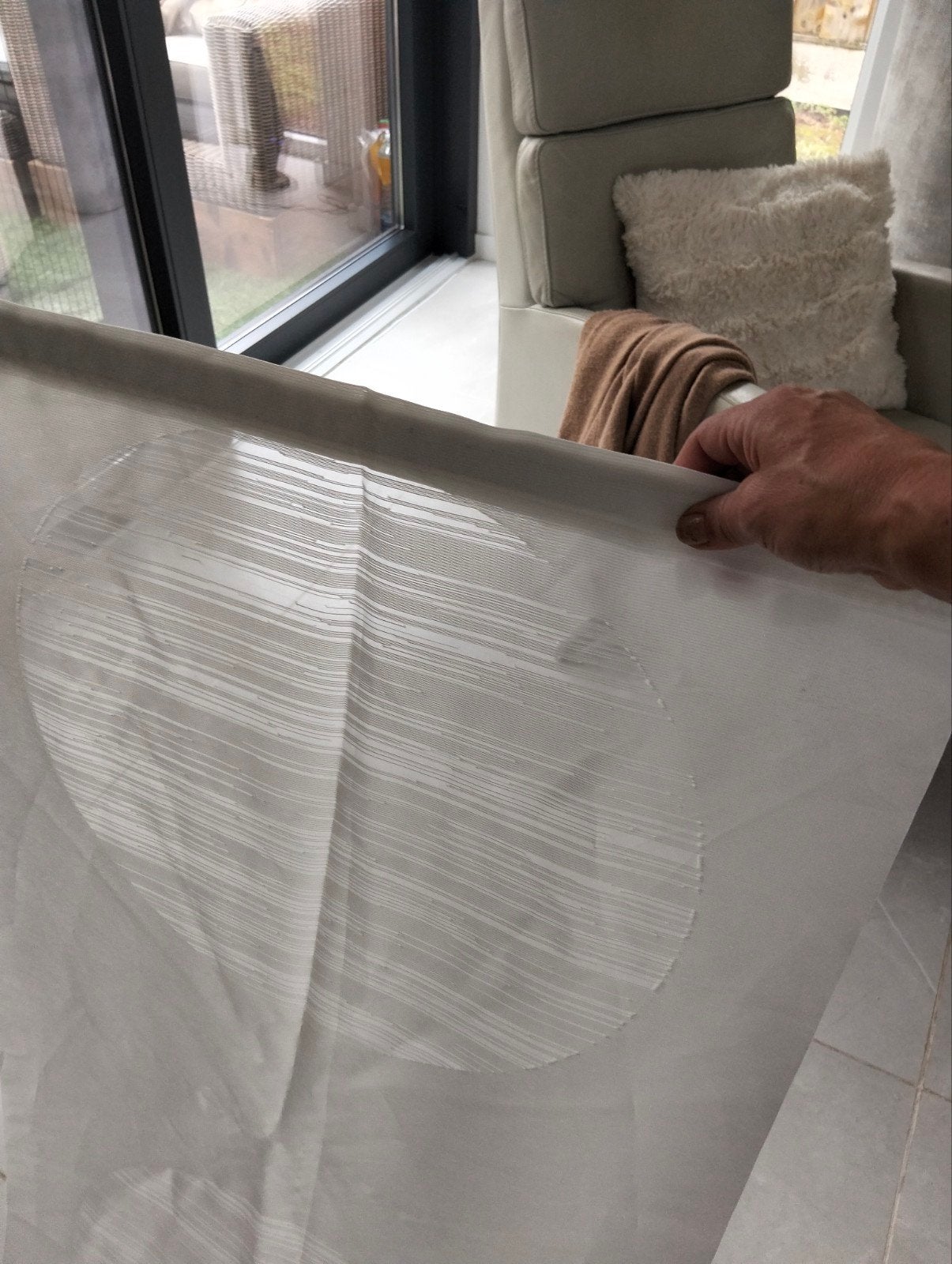 4 mooie witte paneelgordijnen inclusief bevestiging, Huis en Inrichting, Ophalen of Verzenden, Zo goed als nieuw, Overige typen