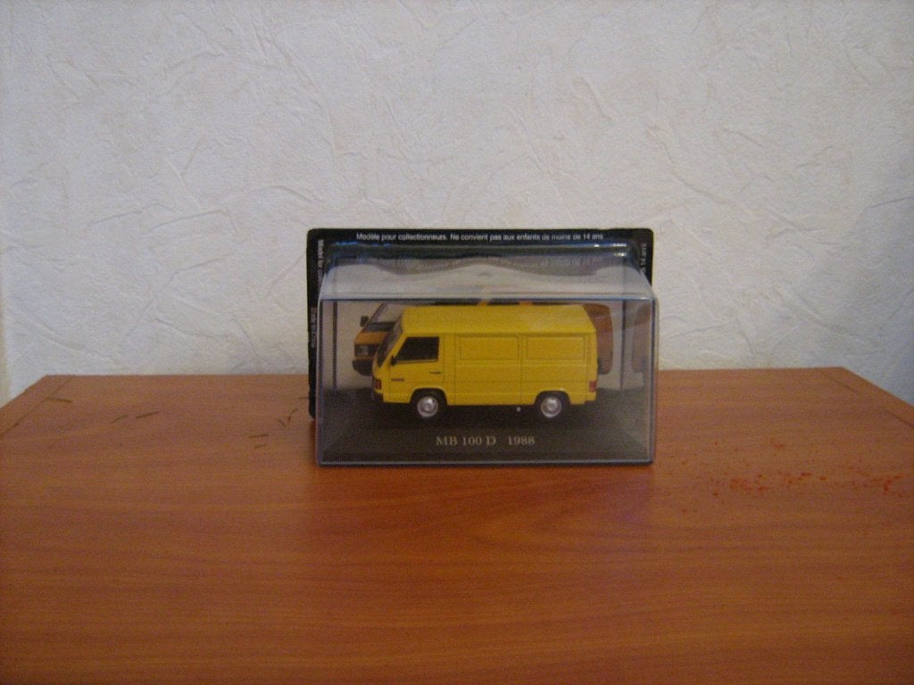 Mercedes MB100D  (1988) ,  Geel , De Agostini  Schaal 1:43, Ophalen of Verzenden, Nieuw, Auto, Overige merken
