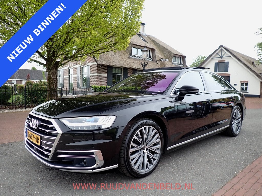 Audi A8 55TFSI QUATTRO B&O/PANO/360*/TREKHAAK/SOFTCLOSE/ACC/, Gebruikt, 2995 cc, Leder, Bedrijf