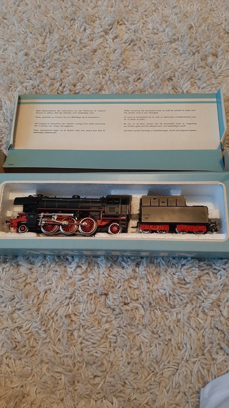 locomotive marklin, Ophalen of Verzenden, Gelijkstroom, Overige merken