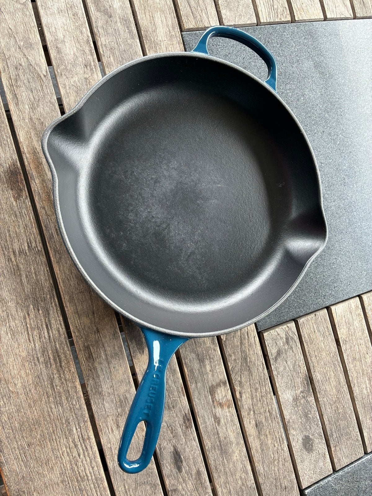 Le Creuset Koekenpan Gietijzer 30 cm, Huis en Inrichting, Keuken | Potten en Pannen, Ophalen, Koekenpan, Gebruikt, Gietijzer