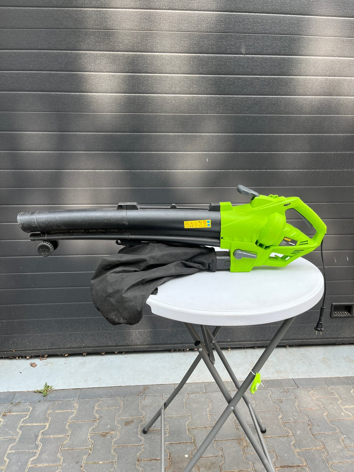 Kinzo bladblazer met opvangzak, Ophalen, Gebruikt, Handgedragen, Met opvangzak