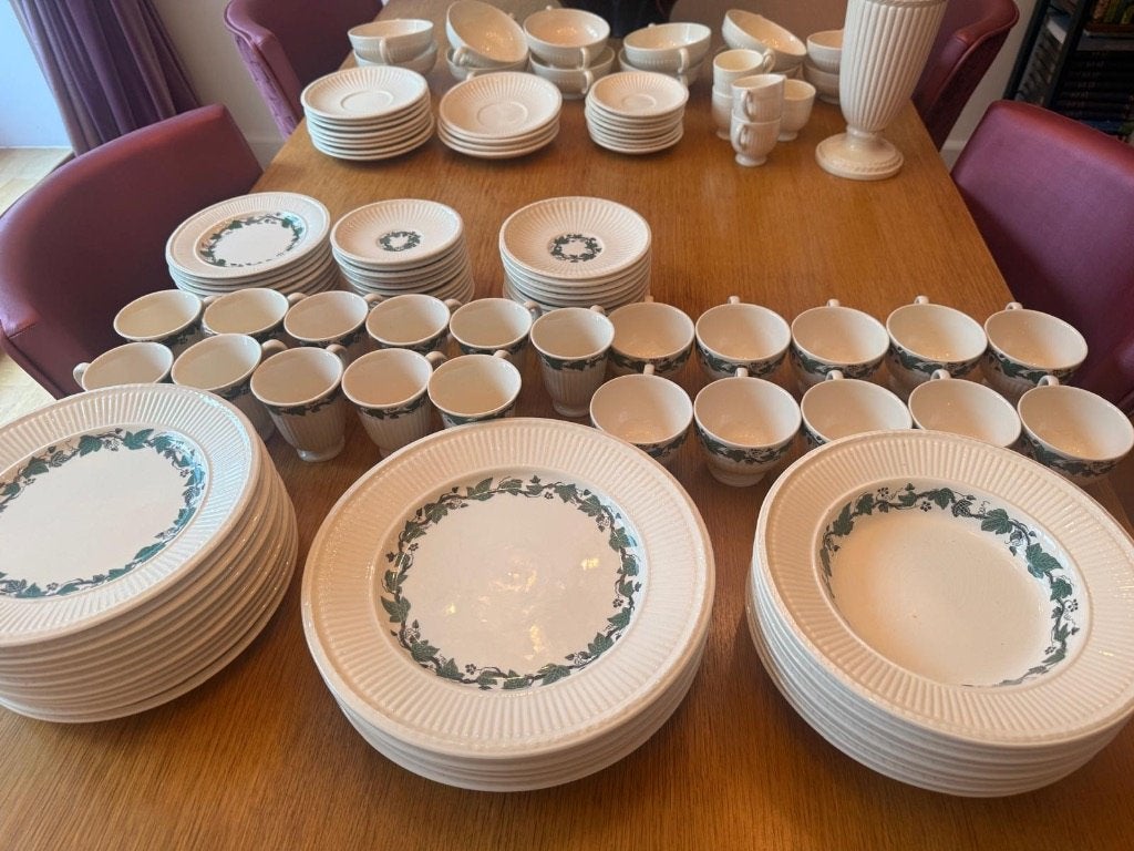 Wedgwood Stratford & Edme servies – ruim 100 delen – ook los, Ophalen, Gebruikt, Klassiek, Compleet servies