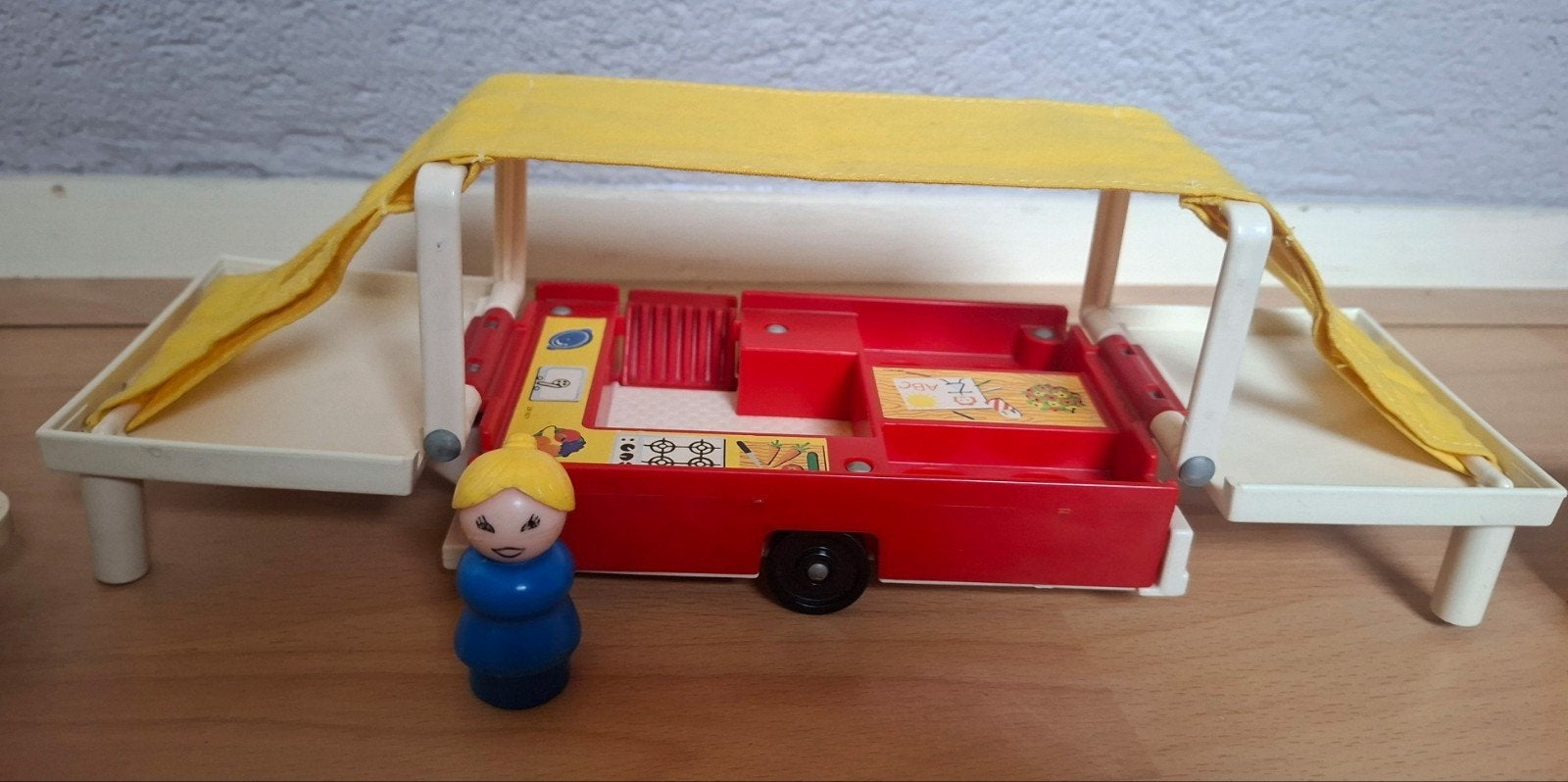 Vintage Fisher-Price Jeep 1979 met Caravan en Figuren, Ophalen of Verzenden, Gebruikt, Speelset