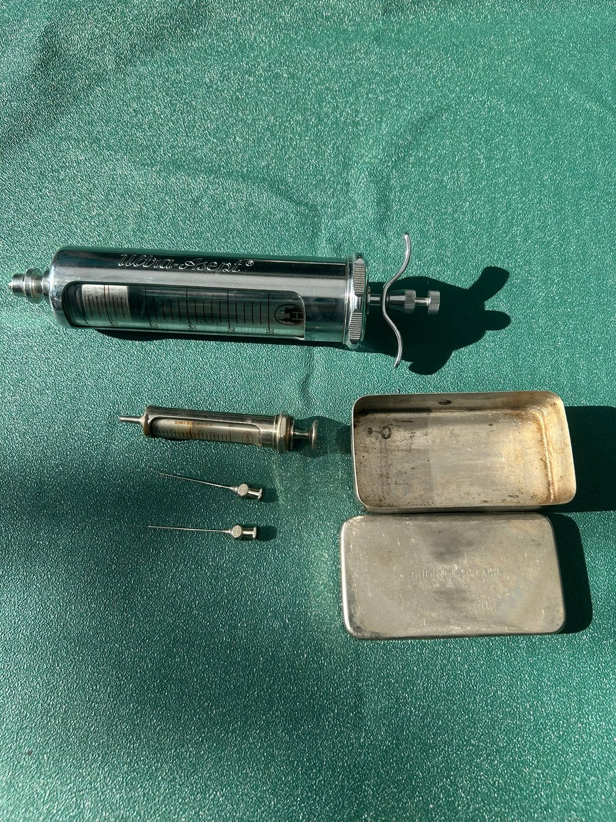 Antieke Medische Set –Glazen Injectiespuiten  (ca. 1950), Antiek en Kunst, Ophalen of Verzenden