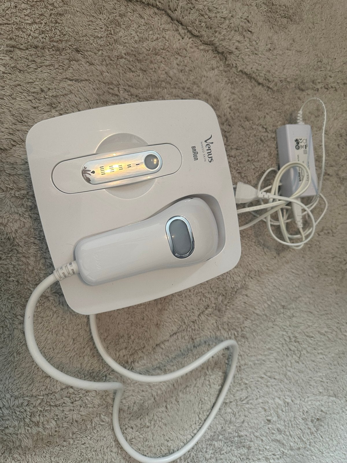 Braun Venus iPulse IPL Haarverwijderaar, Ophalen of Verzenden, Zo goed als nieuw, Scheren en Epileren